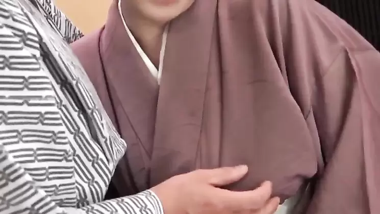 Your Landlady's Yumi Kazama