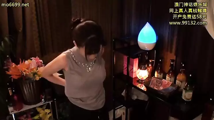 CLUB-452 Yareru Married Crown Massage 19 Cum Inside Negotiation Voyeurism