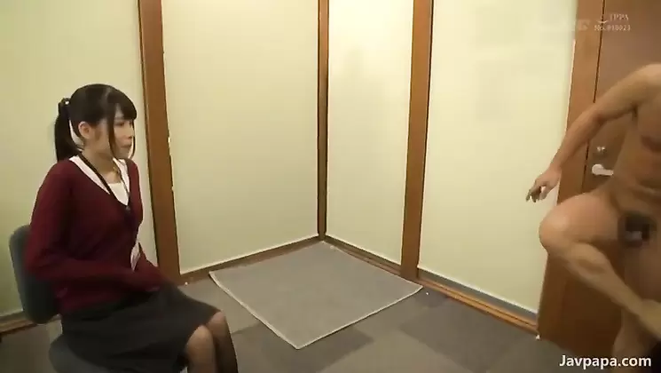 The super lewd female employees who are masturbating at work are just trying to enjoy the dangerous