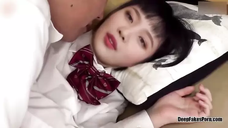 KPOP DeepFakesPorn Red Velvet Joy sex with school girl joy 裵柱現 AI智能換臉   De