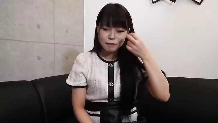 FC2PPV 1771800 【34分で6発】新人受付嬢をヤり部屋に連れ込んでごっくん2発中出し4発　ノーカット中出しごっくん 3