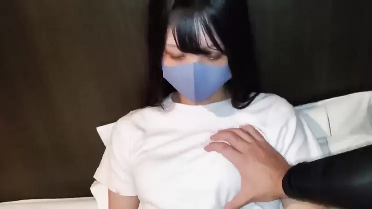 [No] Slender and cheeky tall beauty  She made a woman with a cheeky attitude give in with her hands