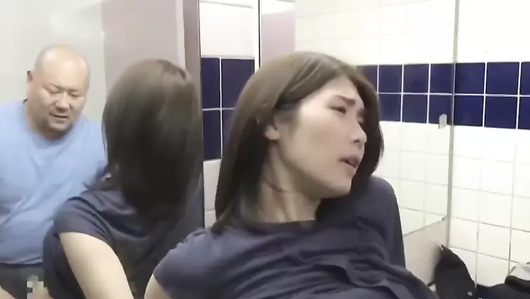 Public toilet fuck affair secret meeting