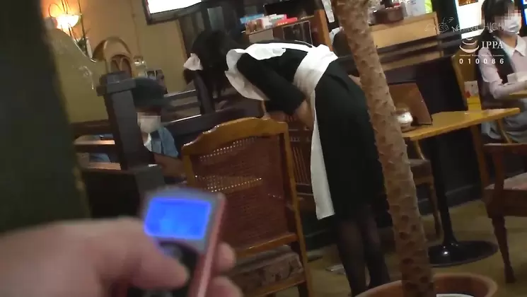 Cafe Staff Fall, Then Pull Juniors Into Chain Molest
