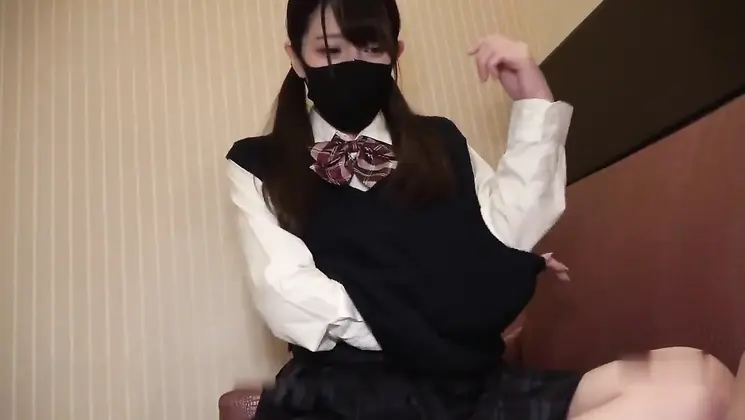 First shot! This is the first time I've shot a video of a girl! Uncensored]  My classmates are not e