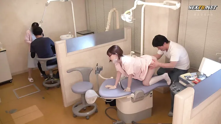 CMD-026 Temptation Dental Clinic Fumida Eimi