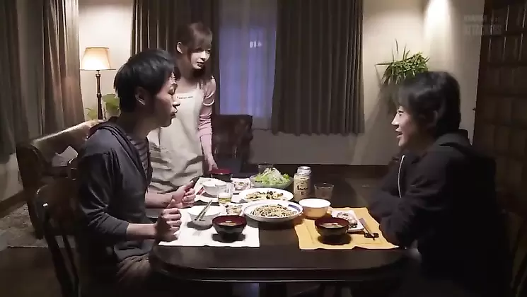 Rina Ishihara Housewiwe