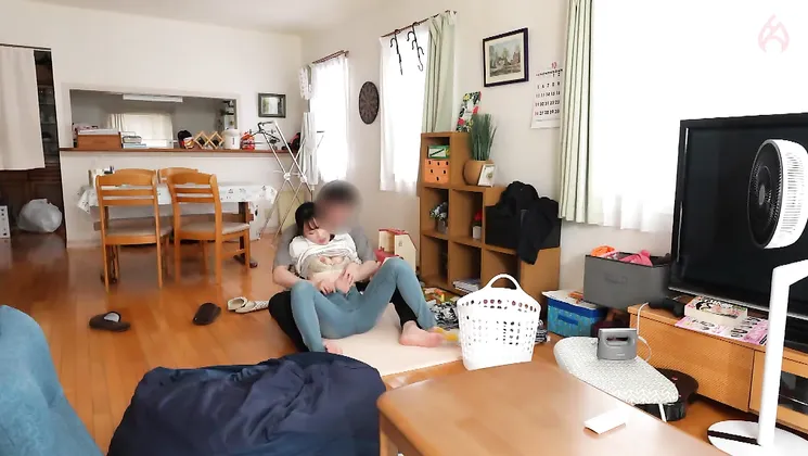 Married Woman And A College Student Who Are In Love And Making Love To Have A Baby, Airi Tsujime