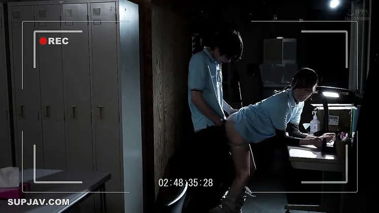 Mizuki Arima, the Japanese shoplifter, bangs the beautiful part-time worker in the store