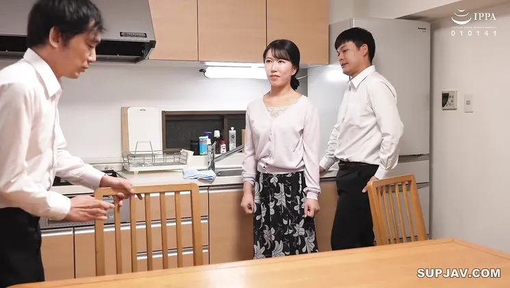 My Friend's Mother's final chapter: Japanese brunette gets a creampie from her Asian friend