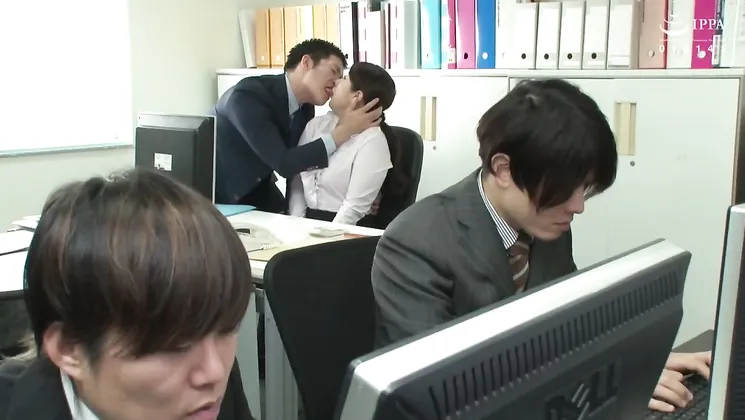 VOSS-140 Married Woman Came To The Office And Later Give Me Health Service, Kirie Kawasaki