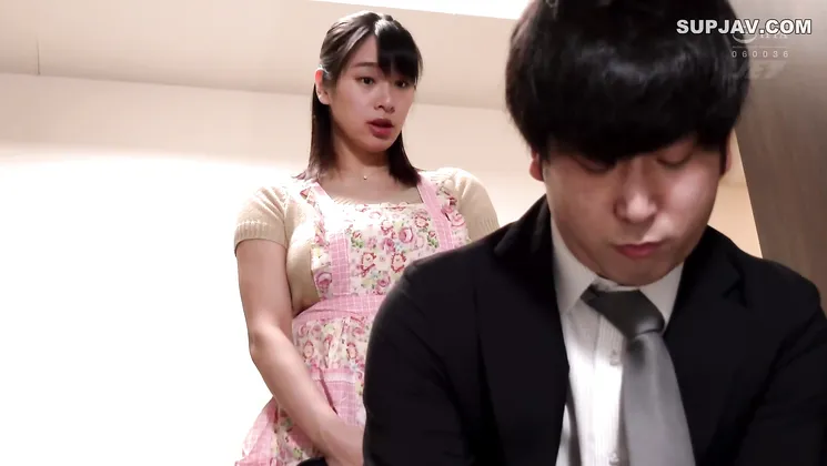 Tongue Kiss NTR From The Day When A Serious Wife Was Forced To Kiss By A Kissing Colleague And Was Kissed