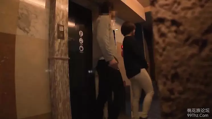 AP-479 Love Hotel Couples Forced Cum Inside Layout - Laying Around A Couple Who Came To A Love Hotel And Committing Her In Front Of The Boyfriend And Snatching Around